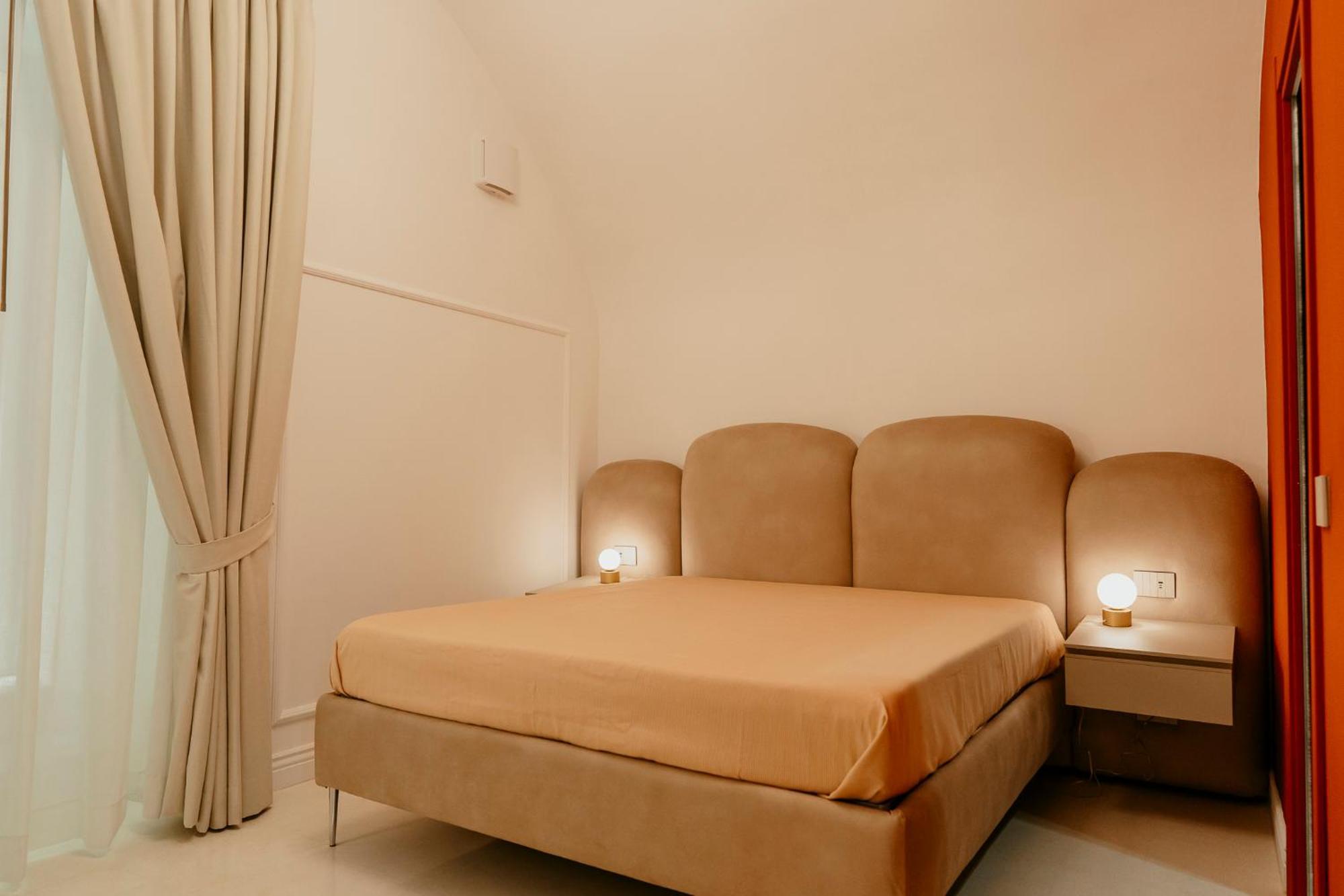 Luxury Apartment-Quartieri Spagn By Alux38 Napoli Esterno foto