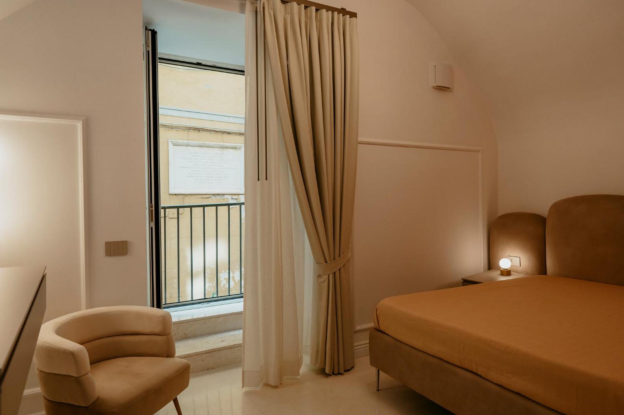 Luxury Apartment-Quartieri Spagn By Alux38 Napoli Esterno foto