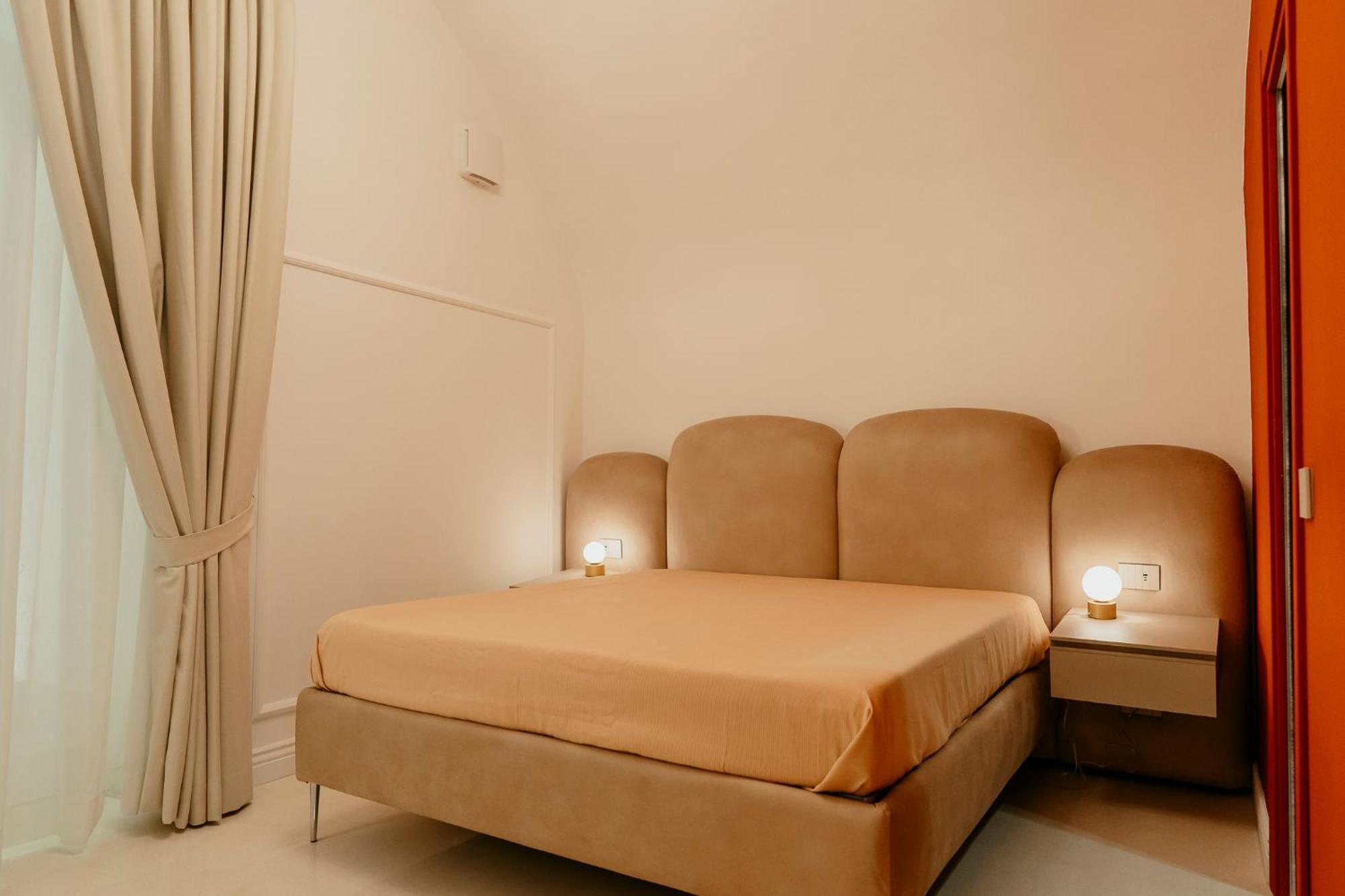 Luxury Apartment-Quartieri Spagn By Alux38 Napoli Esterno foto